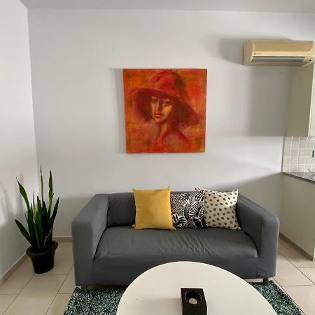 Cosy One Bedroom Apartment In Pafos ภายนอก รูปภาพ