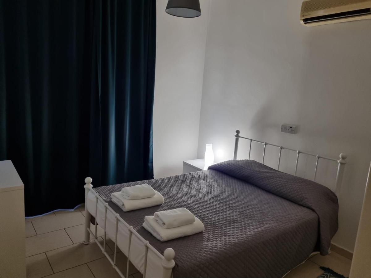 Cosy One Bedroom Apartment In Pafos ภายนอก รูปภาพ